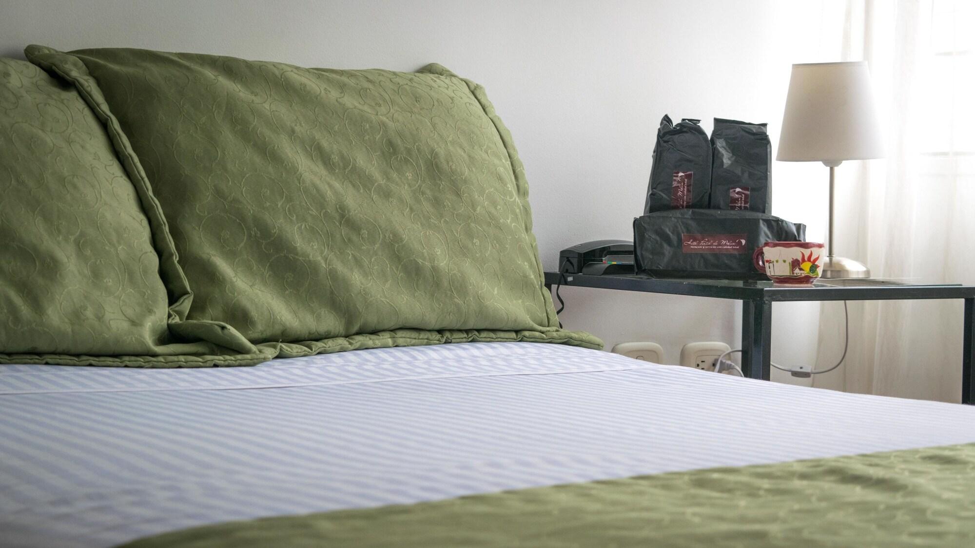 Hotel Portal De Milán Manizales Buitenkant foto